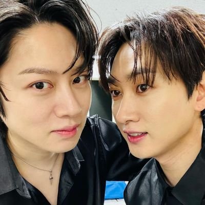 Heechul and Hyukjae personal secretary
 || she/her ||
semi  hiatus