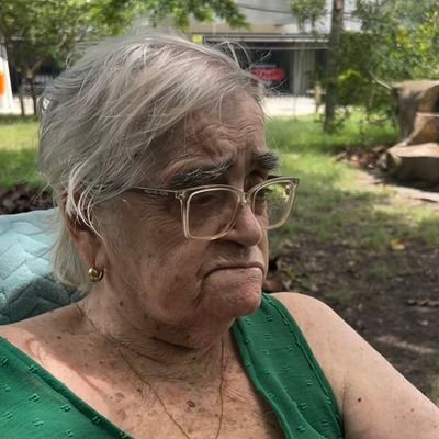 lob_ik's profile picture. Я предпочитаю быть этой бродячей метаморфозой