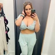 Amanda371951503's profile picture. ASK ME....!!!