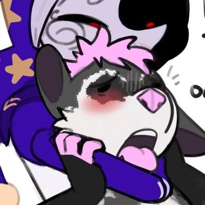 They/Them Ace/Aro 25y/o
- 🔞NSFW furry artist: Minors DNI
- If I follow anyone problematic please let me know
- pfp by @ABigRock2