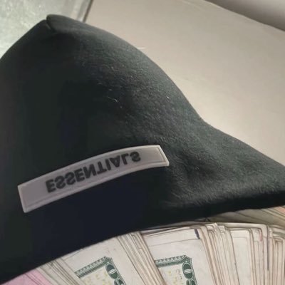 bailoutblowin's profile picture. 