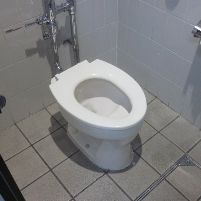トイレの魅力・奥深い世界を多くの人に知っていただくために活動しています。トイレを大切に使おうと思ってくれる方が増えたら嬉しいです。
趣味として眺めて楽しむもよし、外出前に目的地のトイレの状態を下調べしたいときに使うもよし、どうぞお気軽に見ていってください。
尚性的・攻撃的なアカウントはブロックさせていただきます。