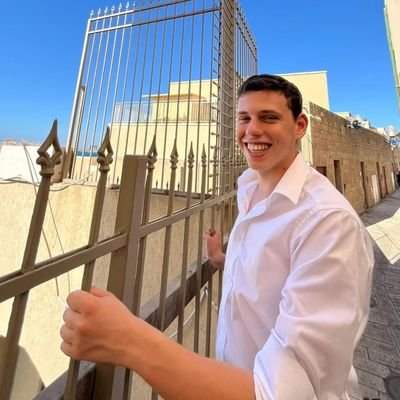 דניאל גרובייס Daniel Grovais Profile