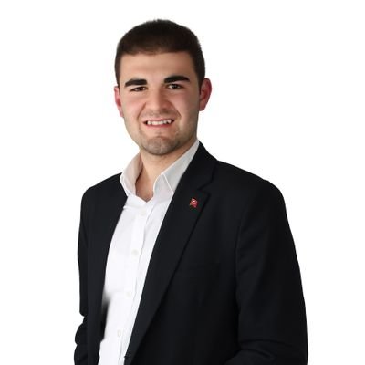 AK Parti İzmir Gençlik Kolları İl Yönetim Kurulu Üyesi / Köşe ve Blog Yazarı: https://t.co/6wxmII9VU7
İEU~AÜ