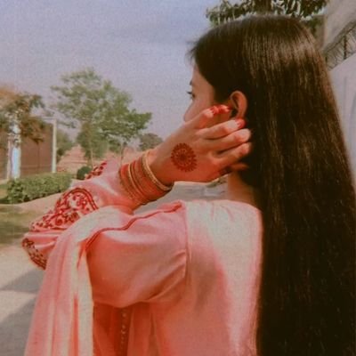 TheLostttGirl_'s profile picture. you know who I'm🐼