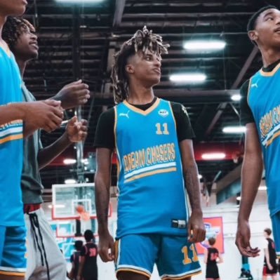 Vlone_dre5's profile picture. High School Student Athlete 📚 GPA:3.6(HT:5’10, WT:140lbs) C/O 27📕 )(🏀:pg/sg) Email: andredadamsjr1@gmail.com