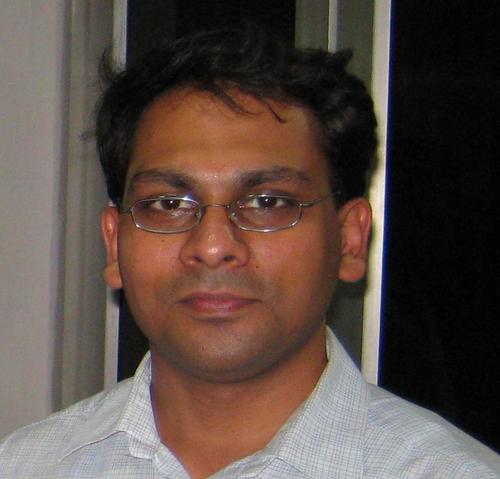 B.Sc from Kirori Mal, DU.
M.C.A from GGSIPU
Working with TechMahindra, Noida.