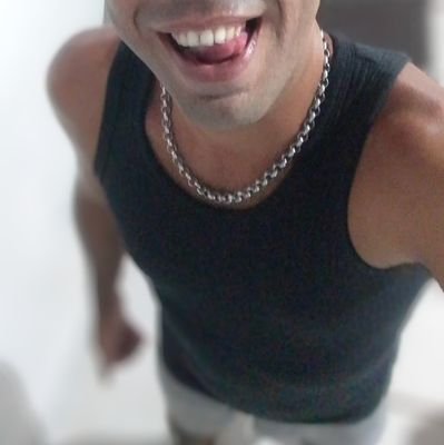 Rapaz tranquilo discreto sou versátil curto tudo sem frescuras! Se tiver alguem chega junto....
#Prep💊 #Negativo #Sexosemfrescura #BB #Puto