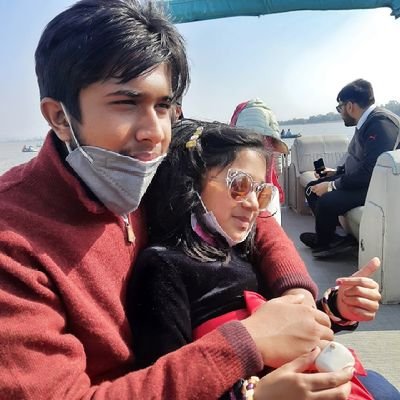 SinghalDev37794's profile picture. Extroverted Gentleman