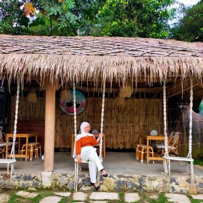 dewidiimaulan's profile picture. 