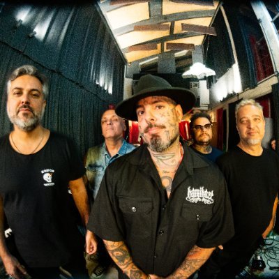 Perfil oficial da banda brasileira Detonautas, criada em 1997, Rio de Janeiro