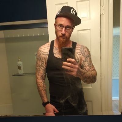 DanielBens75928's profile picture. mostly on fb