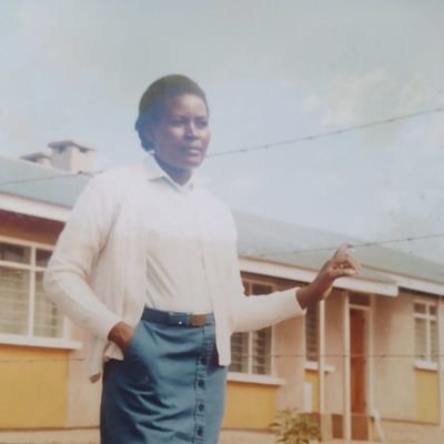 NewtonMarende's profile picture. Entrepreneur || System Admin___ CSC || Practical Thinker || omusikhale