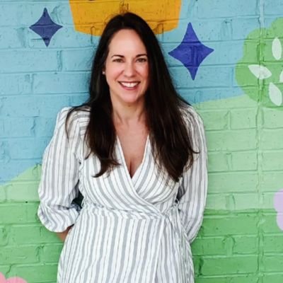 laura_jeanette's profile picture. freelance writer | editor | Southerner | former Mississippian | My tweets are always 3 days late