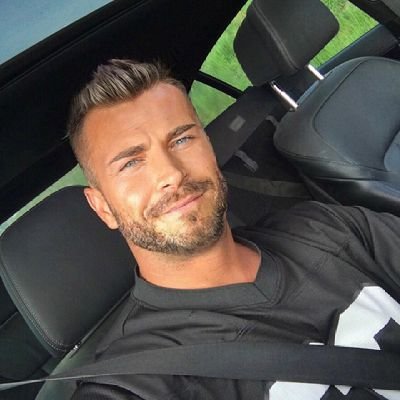 JefferyCor16788's profile picture. ♥️)) Life is sweet 
🌹)) when you find
😍)) the right woman🌹♥️