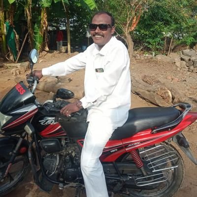 sekar323004069's profile picture. 