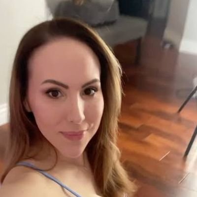 Lisa46884480895's profile picture. 