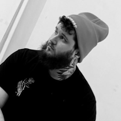 luccavalotti's profile picture. cybersec, cerveja e corinthians, tríade da insalubridade