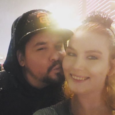 Sports fanatic, Giants, Warriors, 49ers! Washed up old guy who streams Halo, CoD, and Fortnite KICK Partner at https://t.co/WvtaDgtYYR