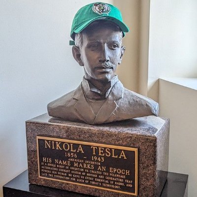 Tesla_MIT's profile picture. ⚡️ I don't get out much. ⚡️
