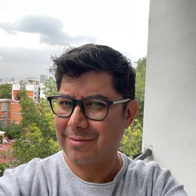Creo en acciones individuales para cambiar realidades globales. Hoy más que nunca opino a título personal.