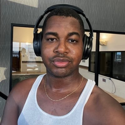 IndependentBoii's profile picture. 26 | god’s #1 gay