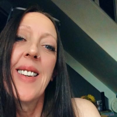 LisaXShaw's profile picture. North-folk Girl - GenXer72 - XX - Proud Mother of Two - Family Historian - Fascinated in Geology and Paleontology and the Creation of Life 💫