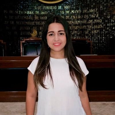Tapatía - Psicóloga - Defensora de los derechos de los niños, las niñas y de las mujeres 🩷 Activista social y política.