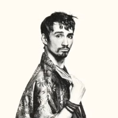 g_tua1's profile picture. klaus and s1-3 five stan l 18