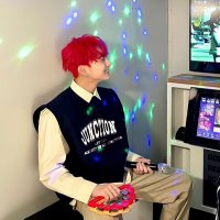 🫐 (@yomihehe) 's Twitter Profile