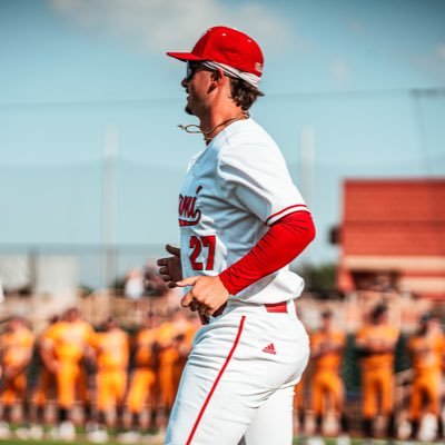 Lukeross39's profile picture. @MiamiOHBaseball #27 | 608 | ✝️