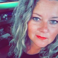 Carrie Young (@arsenault1115) 's Twitter Profile
