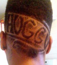 DaLeadR's profile picture. Fuck alot hoes, I neva hate. On the 1st nite, I don't neva wait...I buy em weave and red bottoms, b4 u blink ya eyes she got her head bobbing