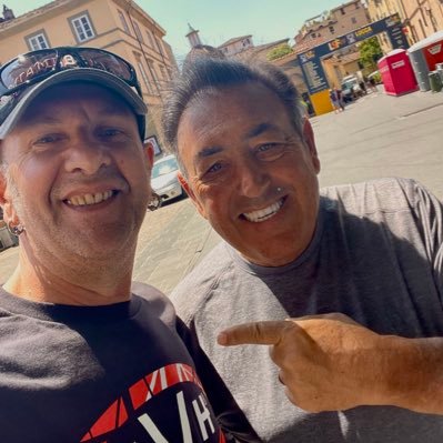 EFROCREW's profile picture. JUVENTUS FC ⚪️⚫️LAS VEGAS RAIDERS 🏴‍☠️HEAVY METAL🤘🏻