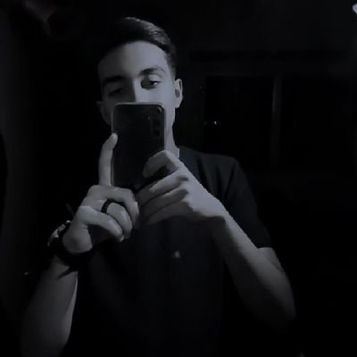 نسري على ضي القمر تالي الليل
- ويازين مسرى الليل لاصار قمرا.