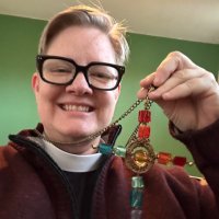 Lisa Ozaeta, SMMS (@priestoncall) 's Twitter Profile Photo Lisa Ozaeta, SMMS (@priestoncall) 's Twitter Profile Photo