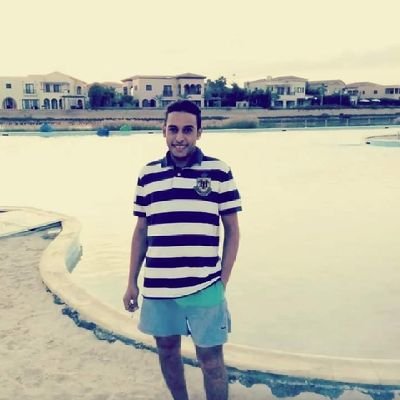 زملكاوي أكثر من كوني شئ اخر ،،
مصري حتي النخاع ،،
انسان ،،،
رغم السنين لسه بحاول .