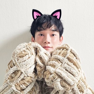 shinningdae's profile picture. #CHEN : You are good enough ⚡ #쑨