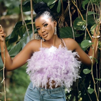 Entrepreneur|Actress|Ambassador for Temweka Arms |Believer in community development.|Bookings and inquiries managementsophiachapeshamano@gmail.com