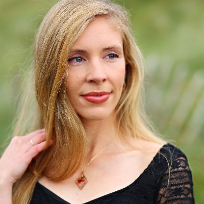 author of 3 poetry chapbooks
Agility Award
words in Poetry Ireland, Poetry Wales, The Storms, Trasna & more
rep: Maria Whelan @ InkWell Management