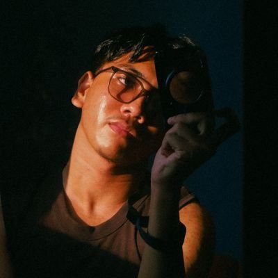 hiirzy's profile picture. being me, me! just it.