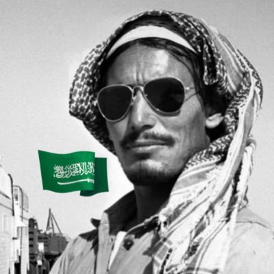 المرجله تبغى لها واحدٍ ذيب // ما هي بـ اللي لا بغاها لقاها // ذيبٍ تعلّى فوق روس المراقيب // اللي فعوله بـ المراجل حماها #من_روس_القوم