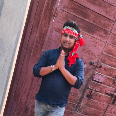 Artist(Struggler)
At Bhojpuri Film Industry
As A Actor, Writer
Works at Bhojpuri Movie