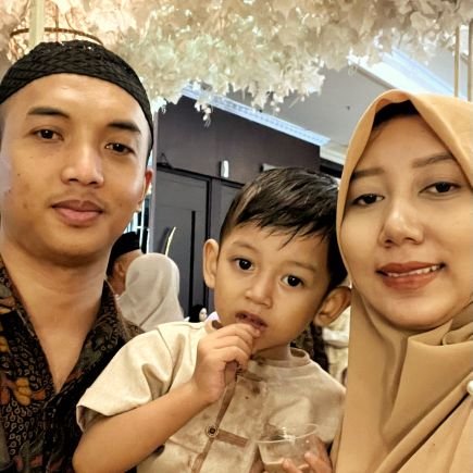 A family man in his 30s.
Newbie Upworker.
Senior Flutter Developer at JETE
https://t.co/N6H4XRA6U5