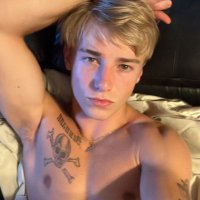 K (@whatevariwant) 's Twitter Profile