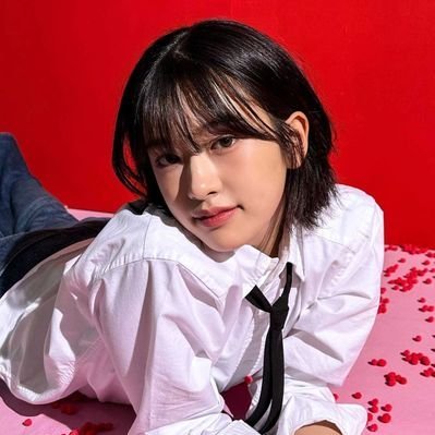 APics41375's profile picture. for ive’s leader #안유진
