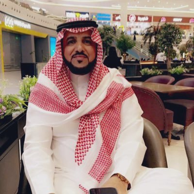 لا أهتم بالسياسة ولا أهتم بالرياضه . أحب النصائح الدينيه و الشعر . لكم مني أجمل التحايا 💖