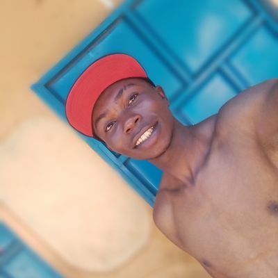 Cheki wasee sisi ni watu wakubwa ukiwa na ukedi sema tu hatuwezi kosana🤐🤐😂
