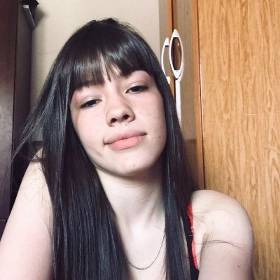 laraai2008's profile picture. 