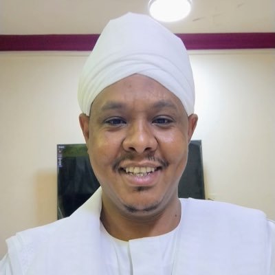 الاوطان هي التي تبقي وأن الهدف يجب أن يكون بقاء الوطن 🇸🇩 وليس بقاء أي حكم أو نظام ! الطيب صالح